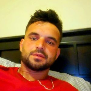 Meet your Posher, Haris